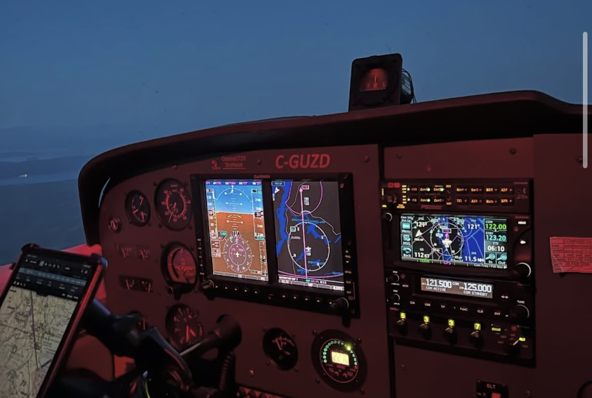 コクピットでの訓練（Pacific Rim Aviation Academy）