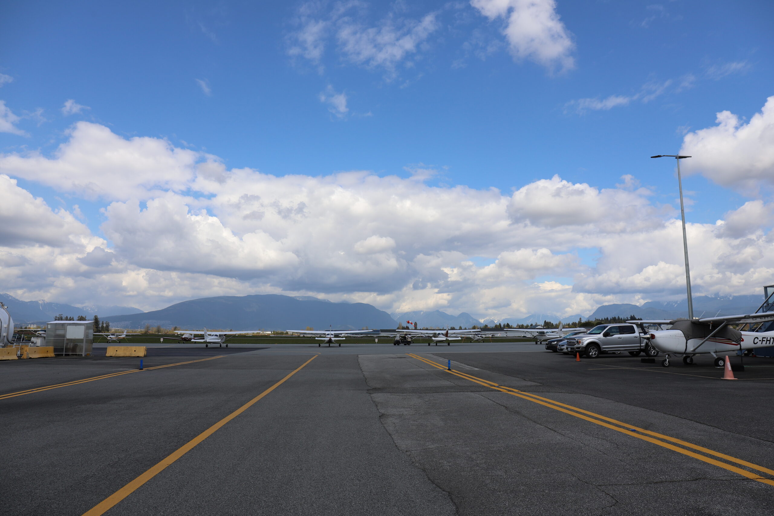 パイロット訓練費用